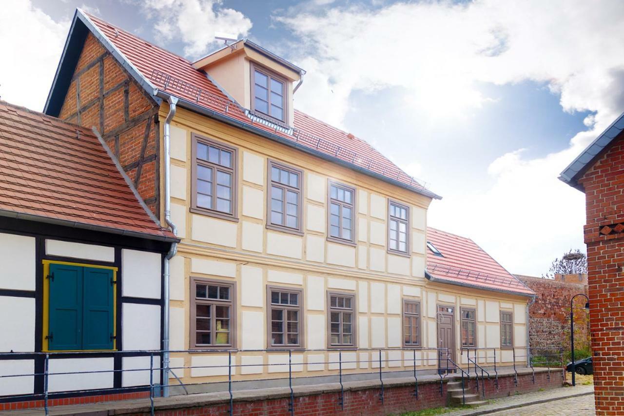 Villa Schrot-Kontor Tangermünde Exterior foto
